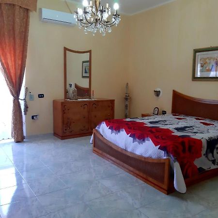 Apartamento A Casa Di Roberto Porto Cesareo Exterior foto